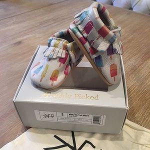 NWT!! Freshly Picked Moccasins